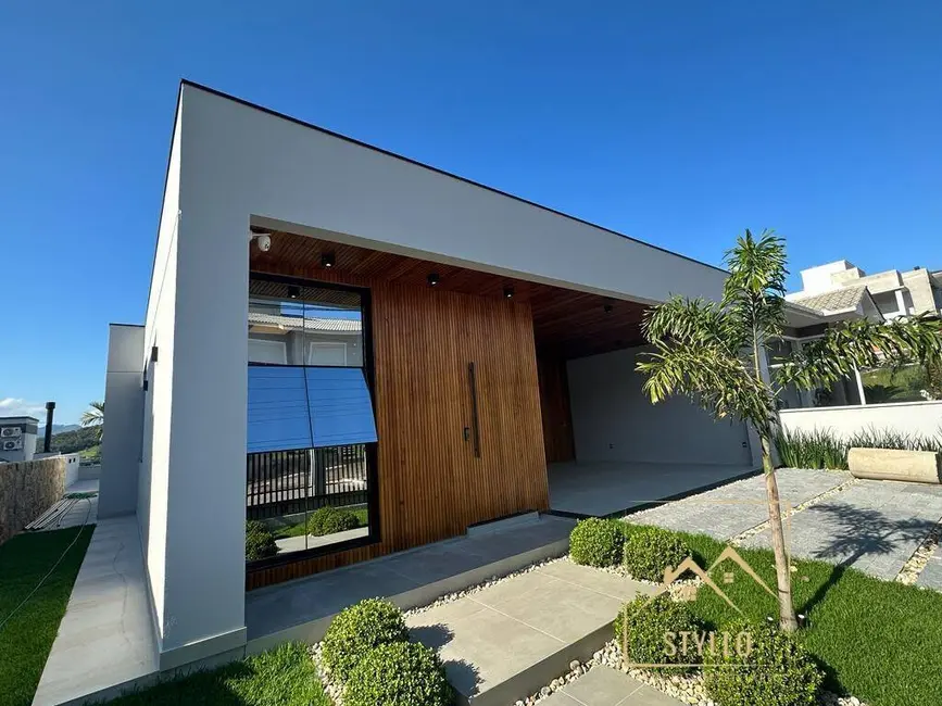 Foto 1 de Casa com 3 quartos à venda, 173m2 em Pedra Branca, Palhoca - SC