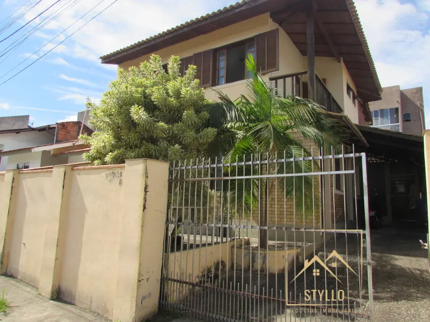 Foto 3 de Casa com 2 quartos à venda, 152m2 em Forquilhas, Sao Jose - SC