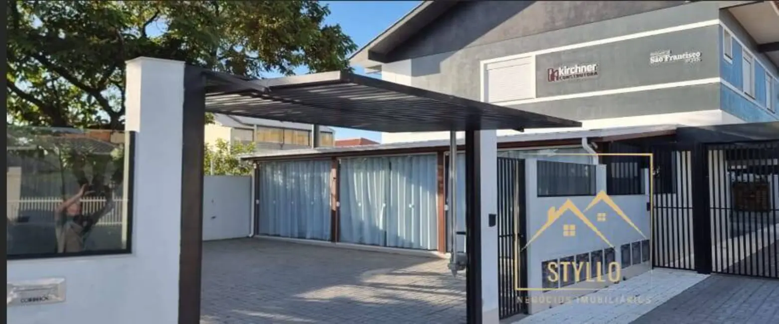 Foto 3 de Casa com 4 quartos à venda, 150m2 em Palhoca - SC