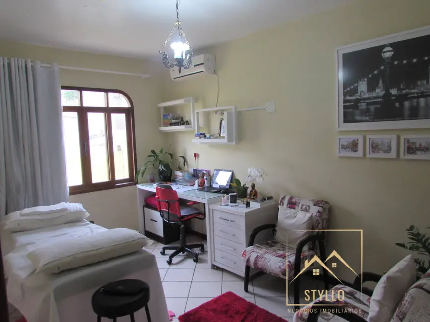 Foto 5 de Casa com 3 quartos à venda, 290m2 em Forquilhas, Sao Jose - SC