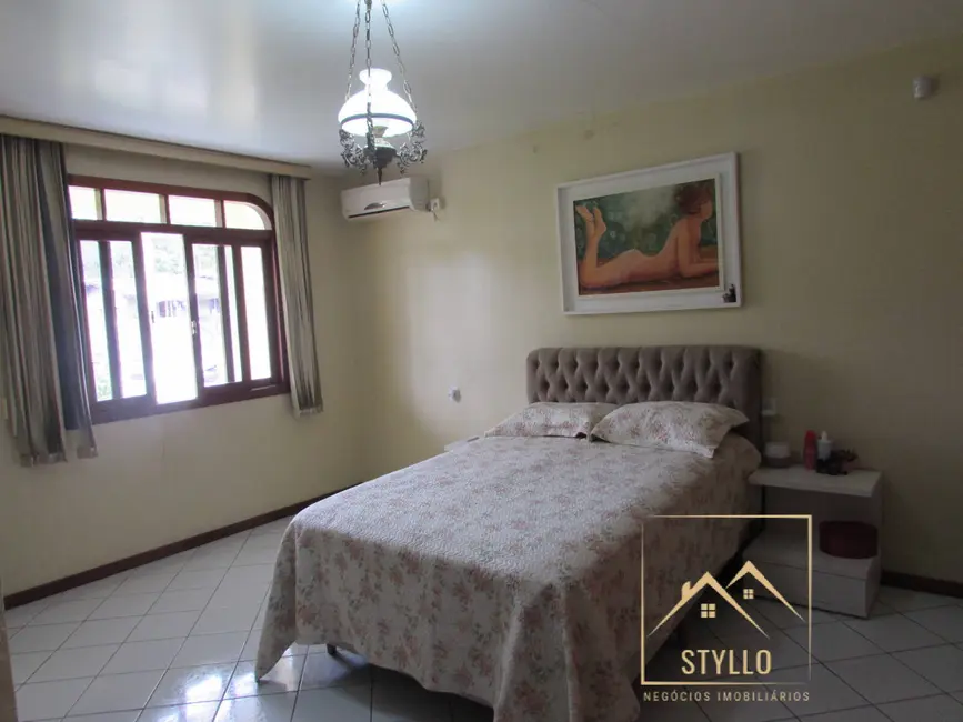 Foto 4 de Casa com 3 quartos à venda, 290m2 em Forquilhas, Sao Jose - SC