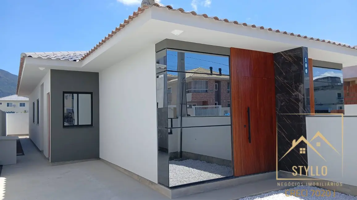 Foto 2 de Casa com 3 quartos à venda, 70m2 em Nova Palhoça, Palhoca - SC