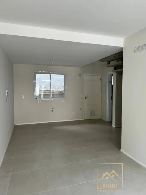 Foto 2 de Casa com 2 quartos à venda, 71m2 em Forquilhas, Sao Jose - SC