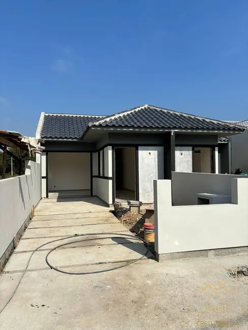 Foto 2 de Casa com 2 quartos à venda, 48m2 em Forquilhas, Sao Jose - SC