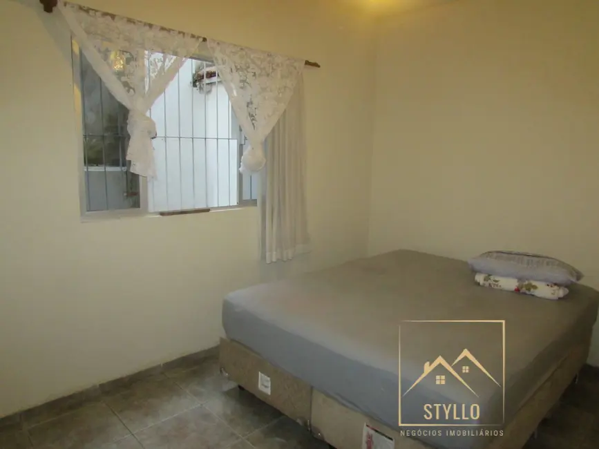 Foto 6 de Casa com 5 quartos à venda, 150m2 em Palhoca - SC