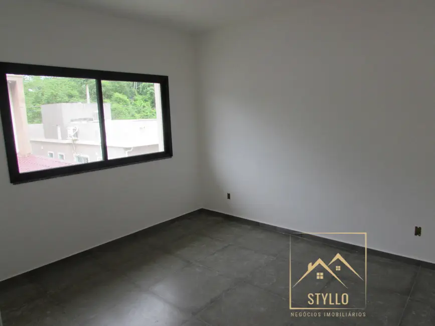 Foto 5 de Sobrado com 2 quartos à venda, 85m2 em Forquilhas, Sao Jose - SC