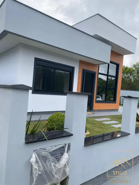 Foto 2 de Casa com 3 quartos à venda, 115m2 em Forquilhas, Sao Jose - SC