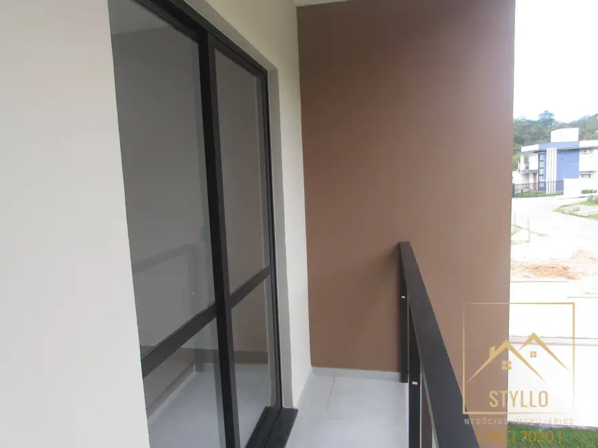 Foto 7 de Sobrado com 2 quartos à venda, 82m2 em Sertão do Maruim, Sao Jose - SC