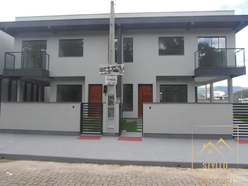 Foto 2 de Sobrado com 3 quartos à venda, 66m2 em Forquilhas, Sao Jose - SC