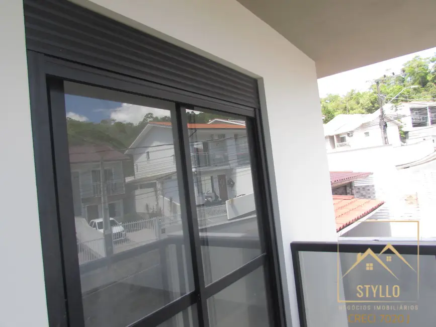 Sobrado com 2 quartos à venda, 74m2 em Potecas, Sao Jose - SC - imagem 8 Foto 8 de Sobrado com 2 quartos à venda, 74m2 em Potecas, Sao Jose - SC