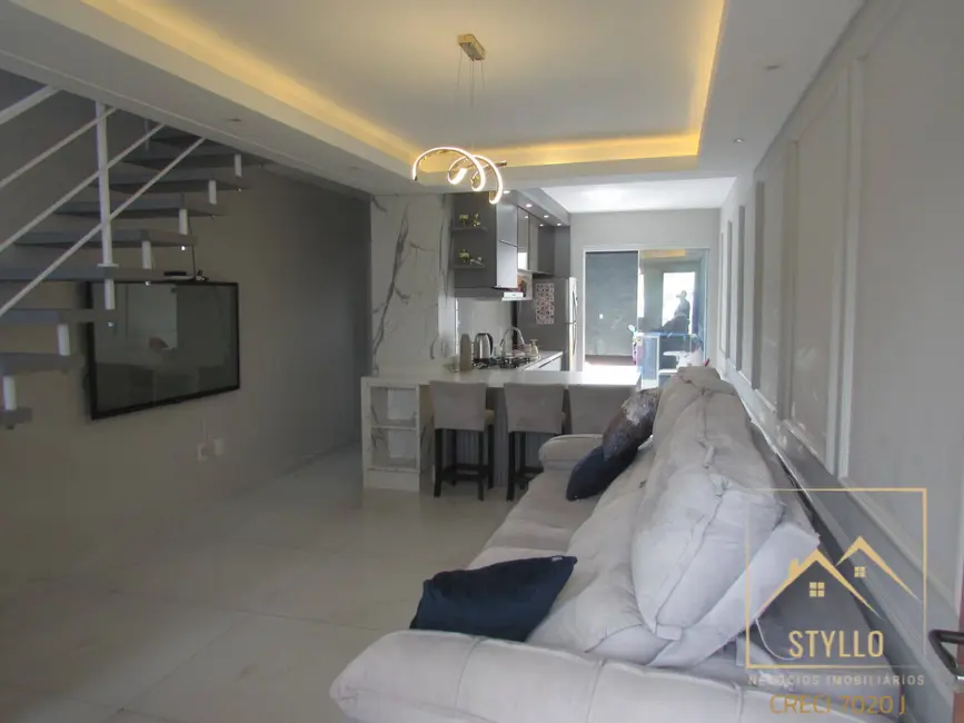 Foto 4 de Sobrado com 2 quartos à venda, 79m2 em Forquilhas, Sao Jose - SC