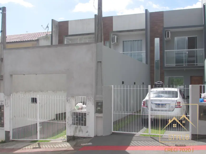 Foto 2 de Sobrado com 2 quartos à venda, 79m2 em Forquilhas, Sao Jose - SC