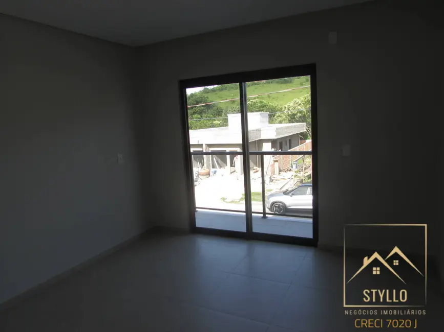 Foto 6 de Sobrado com 2 quartos à venda, 94m2 em Forquilhas, Sao Jose - SC