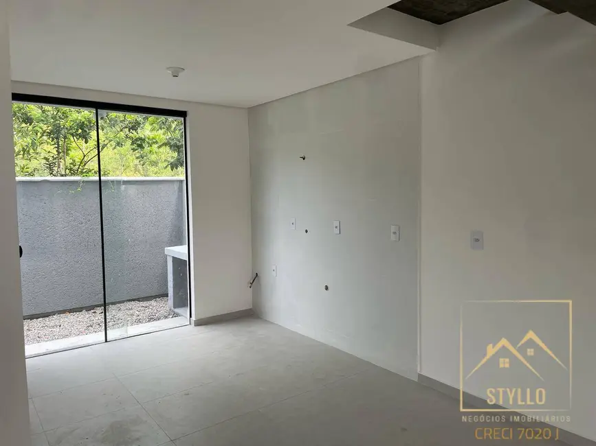 Foto 5 de Sobrado com 3 quartos à venda, 100m2 em Forquilhas, Sao Jose - SC