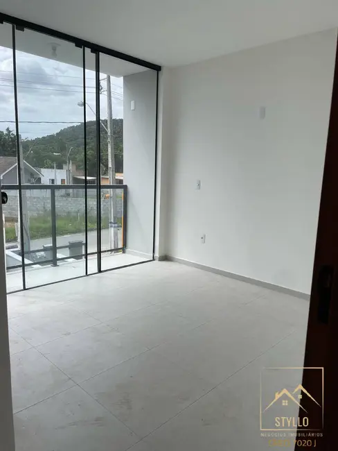 Foto 6 de Sobrado com 3 quartos à venda, 100m2 em Forquilhas, Sao Jose - SC