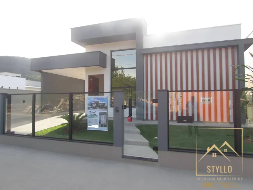 Foto 1 de Casa com 3 quartos à venda, 108m2 em Forquilhas, Sao Jose - SC