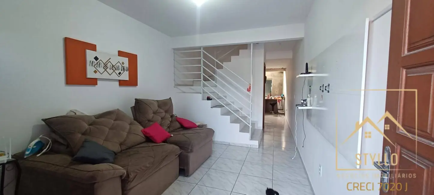 Foto 4 de Sobrado com 2 quartos à venda, 76m2 em Potecas, Sao Jose - SC