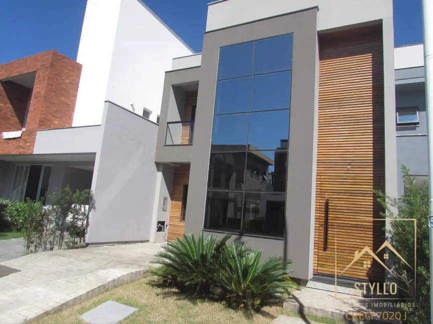 Casa com 3 quartos à venda, 184m2 em Beira Rio, Biguacu - SC - imagem 3 Foto 3 de Casa com 3 quartos à venda, 184m2 em Beira Rio, Biguacu - SC