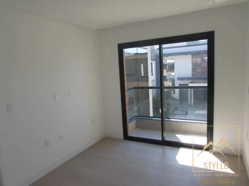 Casa com 3 quartos à venda, 184m2 em Beira Rio, Biguacu - SC - imagem 8 Foto 8 de Casa com 3 quartos à venda, 184m2 em Beira Rio, Biguacu - SC