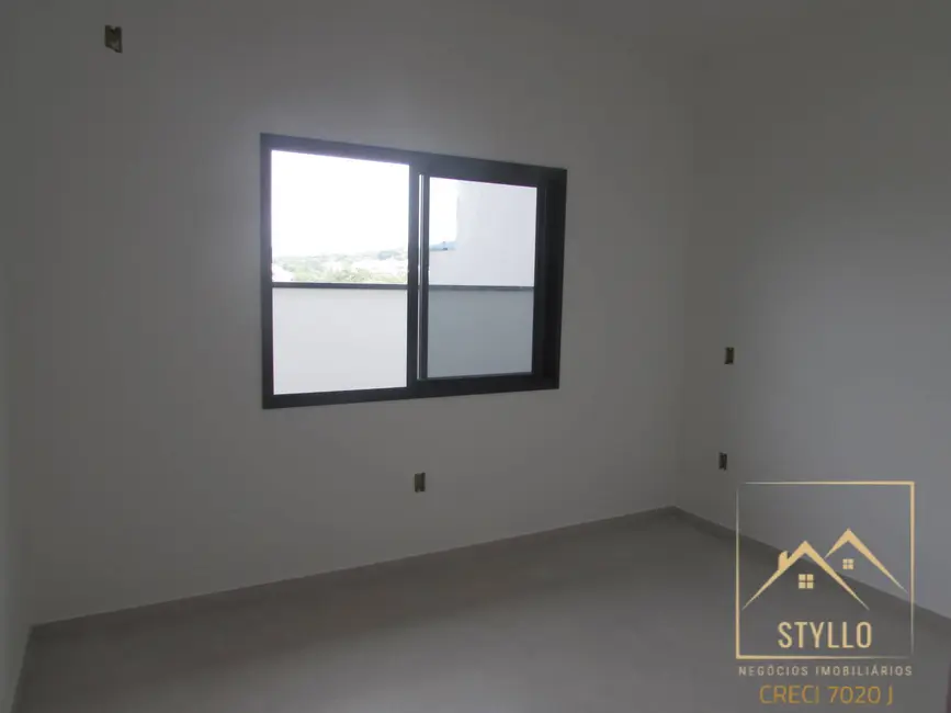 Foto 8 de Sobrado com 3 quartos à venda, 104m2 em Potecas, Sao Jose - SC