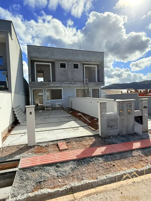 Foto 2 de Sobrado com 2 quartos à venda, 84m2 em Bela Vista, Palhoca - SC