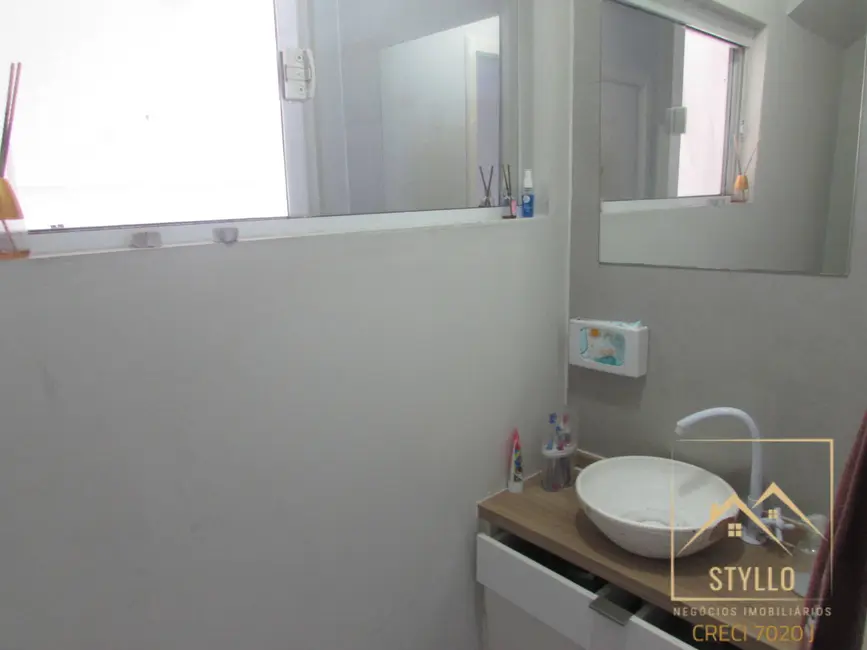 Foto 6 de Sobrado com 2 quartos à venda, 86m2 em Forquilhas, Sao Jose - SC