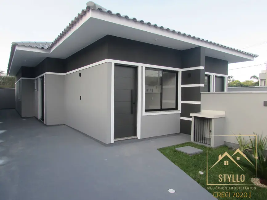 Foto 1 de Casa com 2 quartos à venda, 60m2 em Forquilhas, Sao Jose - SC