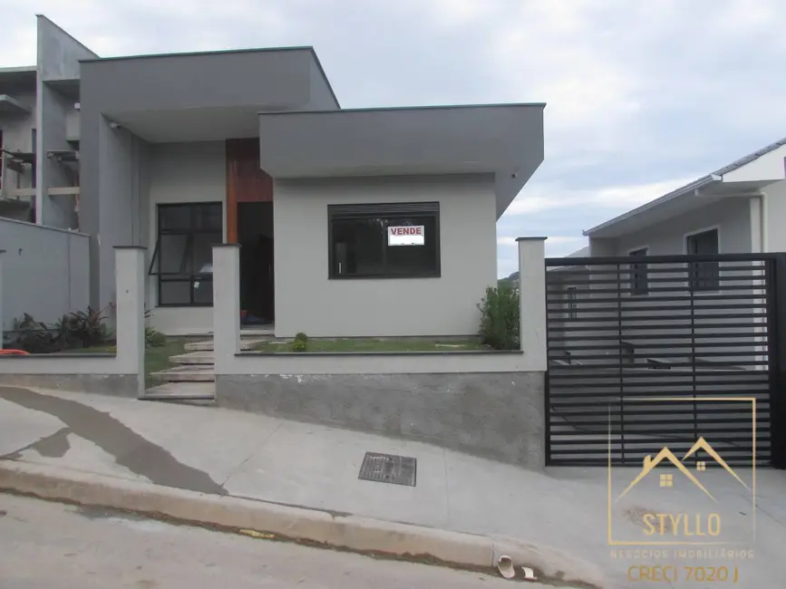 Foto 2 de Casa com 3 quartos à venda, 180m2 em Potecas, Sao Jose - SC