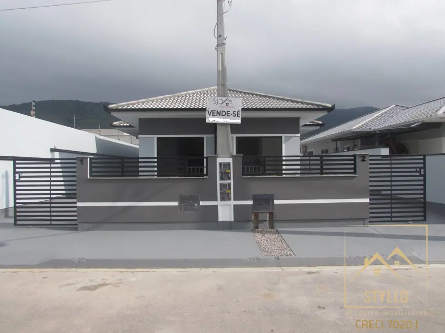 Foto 1 de Casa com 2 quartos à venda, 59m2 em Forquilhas, Sao Jose - SC