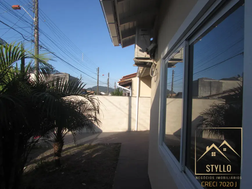 Casa com 2 quartos à venda, 70m2 em Forquilhas, Sao Jose - SC - imagem 4 Foto 4 de Casa com 2 quartos à venda, 70m2 em Forquilhas, Sao Jose - SC