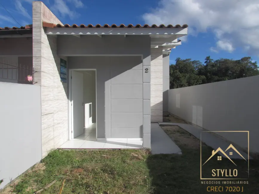 Foto 1 de Casa com 2 quartos à venda, 55m2 em Forquilhas, Sao Jose - SC