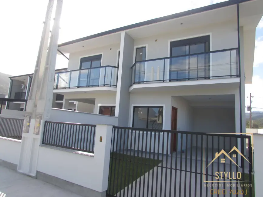 Foto 3 de Sobrado com 3 quartos à venda, 120m2 em Forquilhas, Sao Jose - SC