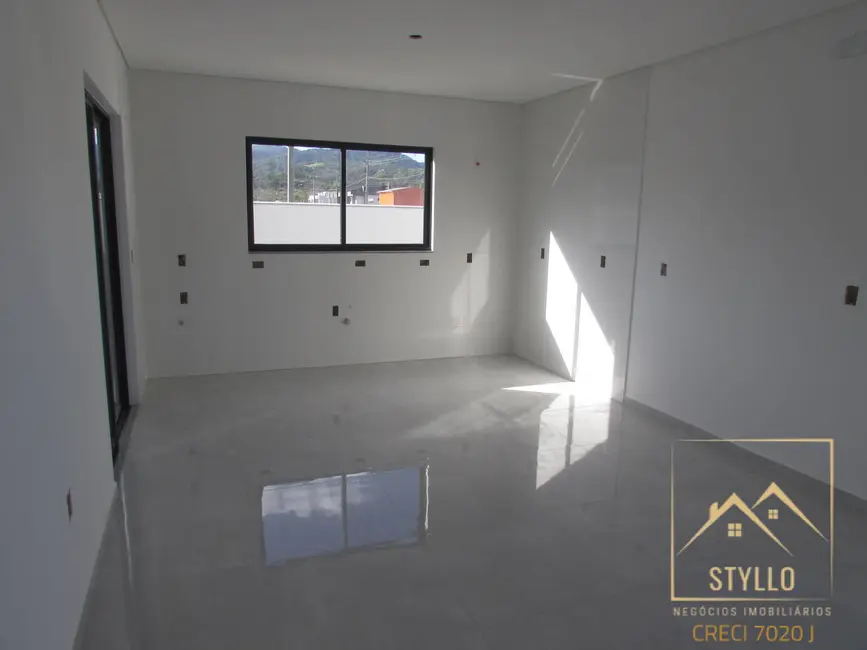 Foto 5 de Sobrado com 3 quartos à venda, 120m2 em Forquilhas, Sao Jose - SC