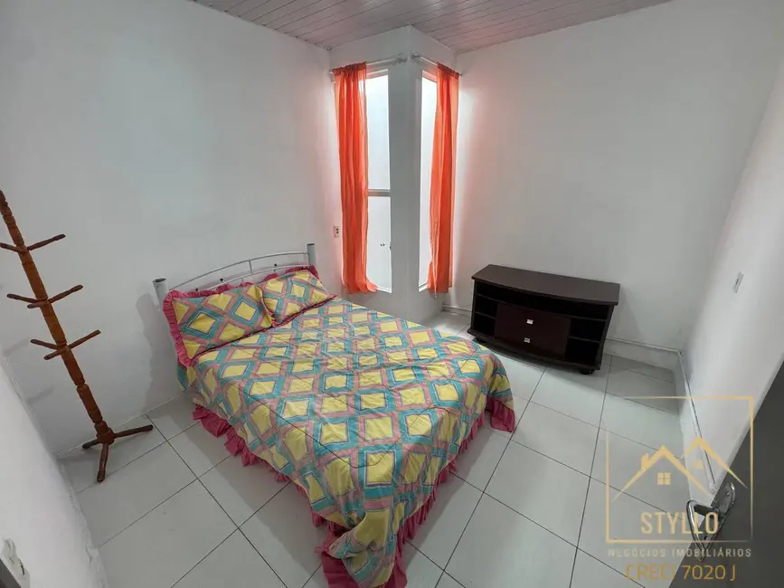 Foto 3 de Casa com 3 quartos à venda, 66m2 em Forquilhinha, Sao Jose - SC