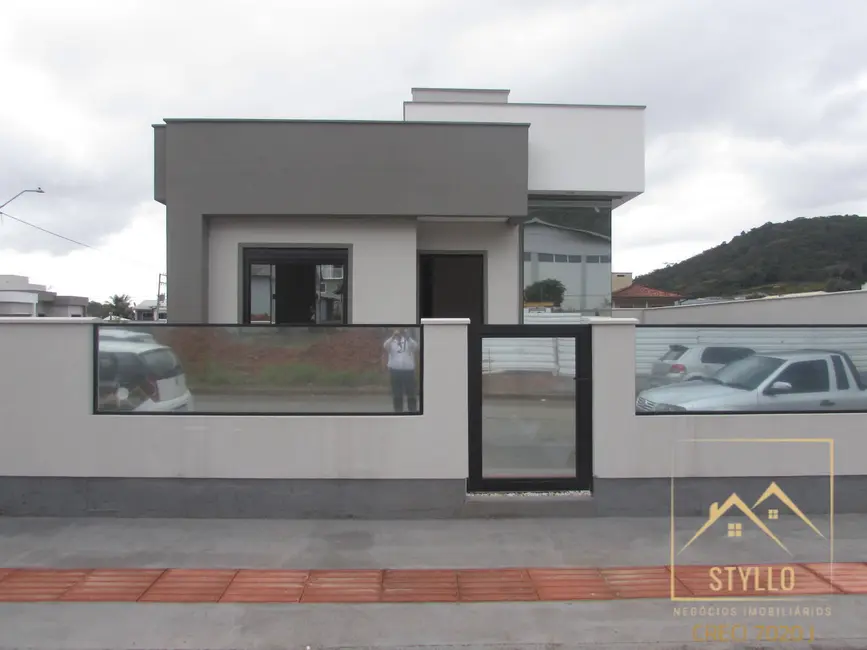 Foto 1 de Casa com 3 quartos à venda, 82m2 em Alto Aririú, Palhoca - SC