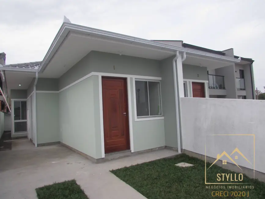 Foto 2 de Casa com 2 quartos à venda, 50m2 em Forquilhas, Sao Jose - SC