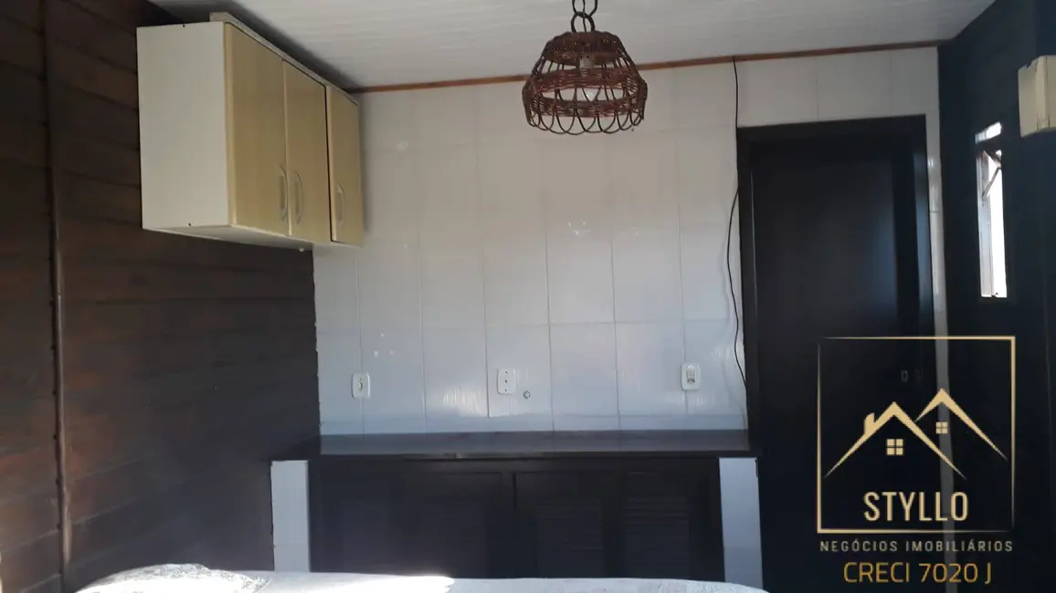 Casa com 2 quartos à venda, 50m2 em Fundos, Biguacu - SC - imagem 5 Foto 5 de Casa com 2 quartos à venda, 50m2 em Fundos, Biguacu - SC