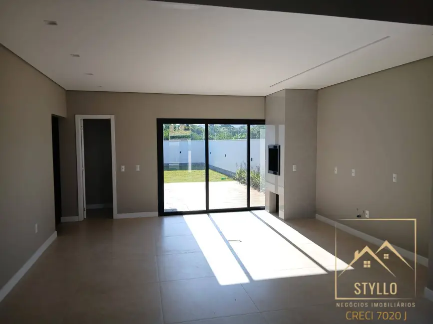 Foto 5 de Casa com 3 quartos à venda, 147m2 em Sertão do Maruim, Sao Jose - SC