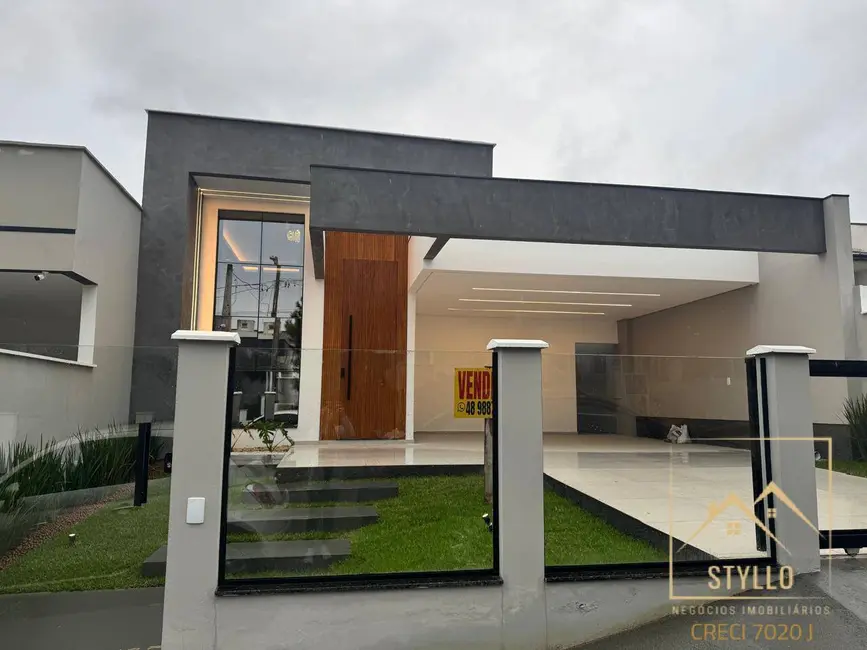 Foto 1 de Casa com 3 quartos à venda, 132m2 em Potecas, Sao Jose - SC