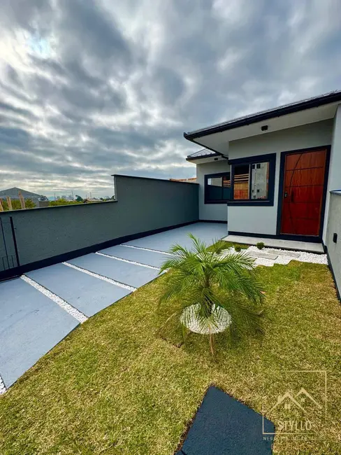 Casa com 2 quartos à venda, 50m2 em Barra do Aririú, Palhoca - SC - imagem 3 Foto 3 de Casa com 2 quartos à venda, 50m2 em Barra do Aririú, Palhoca - SC