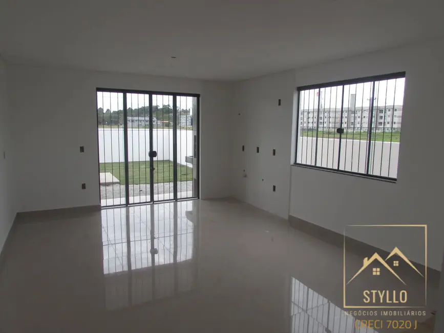 Foto 5 de Sobrado com 3 quartos à venda, 125m2 em Sertão do Maruim, Sao Jose - SC