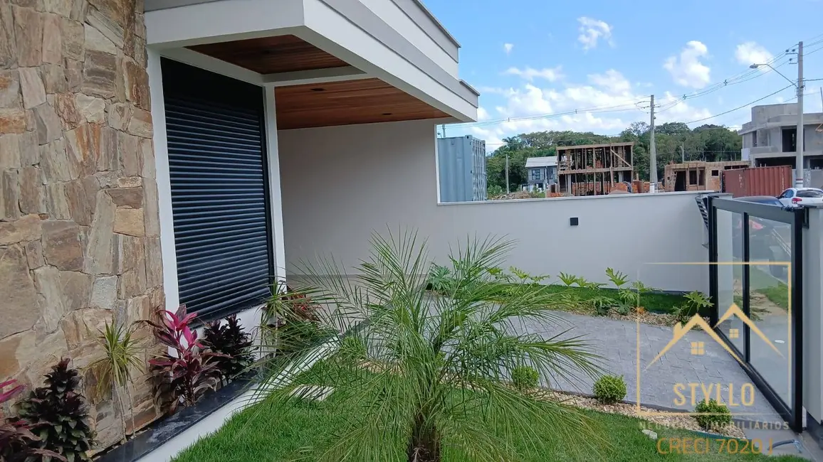 Foto 5 de Casa com 3 quartos à venda, 127m2 em Sao Jose - SC