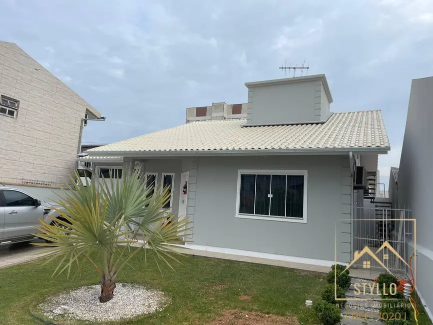 Foto 2 de Casa com 2 quartos à venda, 150m2 em Passa Vinte, Palhoca - SC