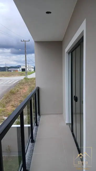 Foto 8 de Sobrado com 2 quartos à venda, 110m2 em Sertão do Maruim, Sao Jose - SC