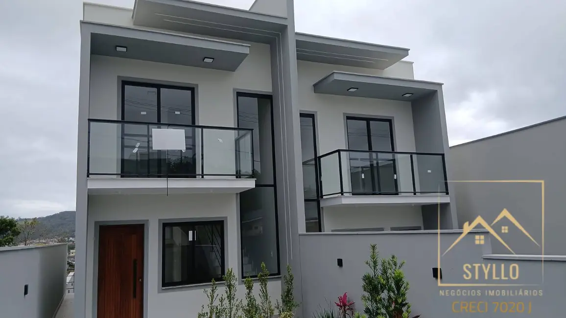 Foto 2 de Sobrado com 2 quartos à venda, 87m2 em Potecas, Sao Jose - SC