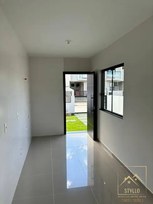 Foto 2 de Casa com 2 quartos à venda, 48m2 em Forquilhas, Sao Jose - SC