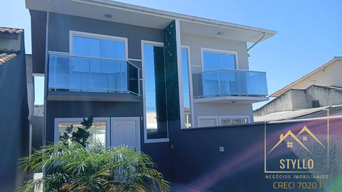 Foto 1 de Sobrado com 2 quartos à venda, 75m2 em Forquilhas, Sao Jose - SC