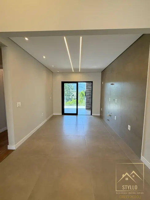 Foto 6 de Casa com 3 quartos à venda, 167m2 em Potecas, Sao Jose - SC