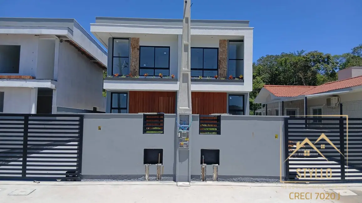 Foto 1 de Sobrado com 2 quartos à venda, 87m2 em Forquilhas, Sao Jose - SC