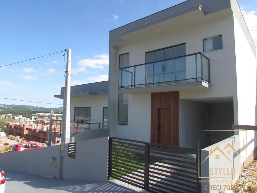 Foto 3 de Sobrado com 3 quartos à venda, 110m2 em Forquilhas, Sao Jose - SC